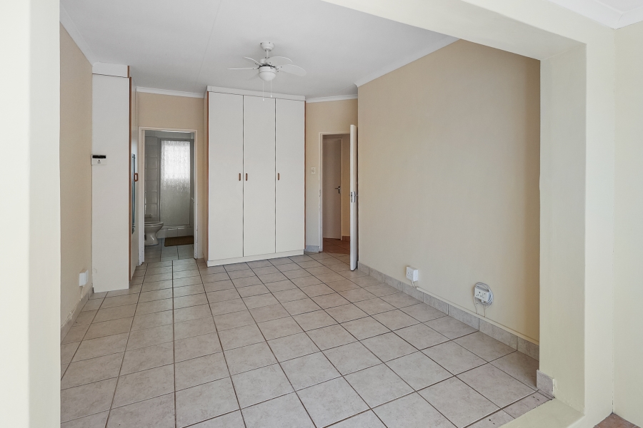 To Let 4 Bedroom Property for Rent in Gonubie Eastern Cape